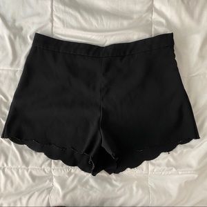 Black Scallop-hem Shorts